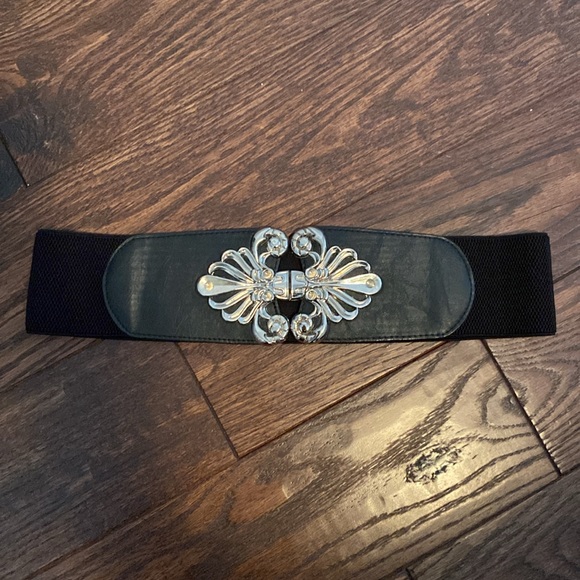 Black Belt with Silver Buckle - Floral Detailing - Picture 1 of 8